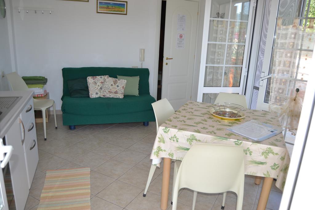 Azienda Agrituristica Villa Arianna Imperia Kültér fotó