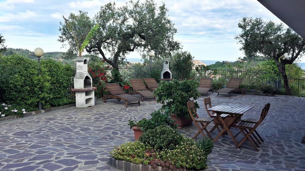 Azienda Agrituristica Villa Arianna Imperia Kültér fotó