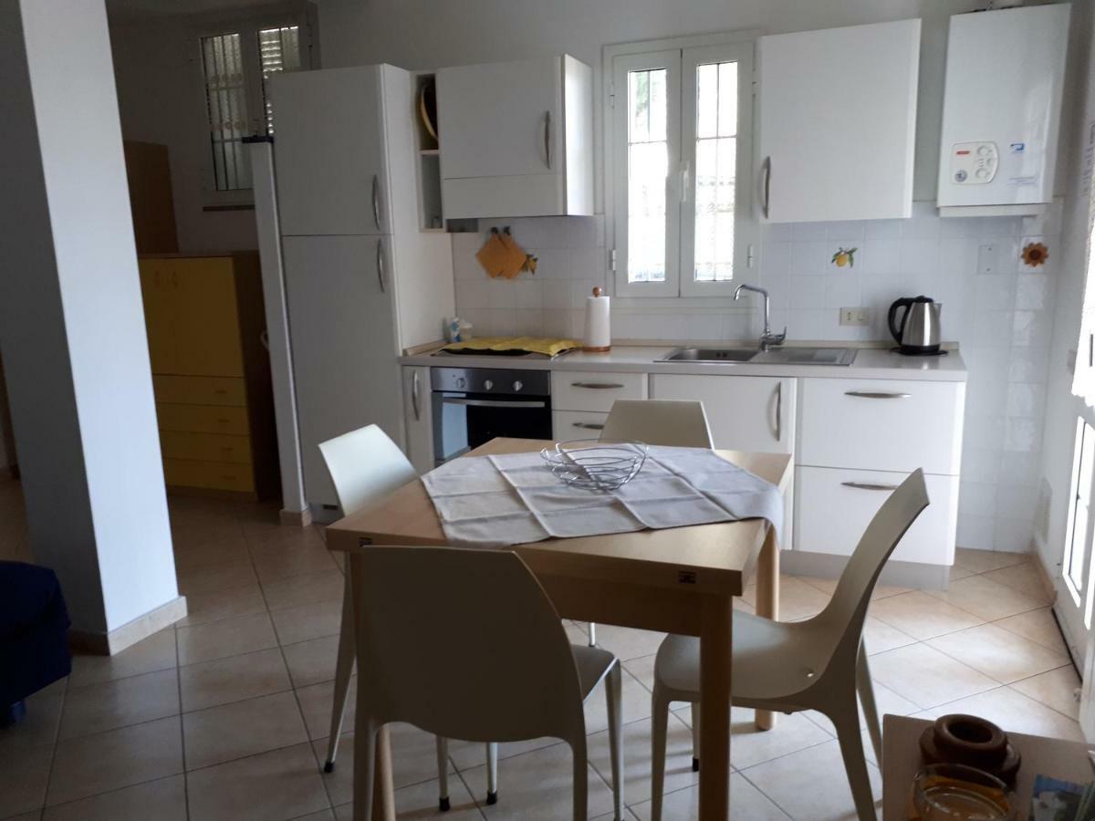 Azienda Agrituristica Villa Arianna Imperia Kültér fotó